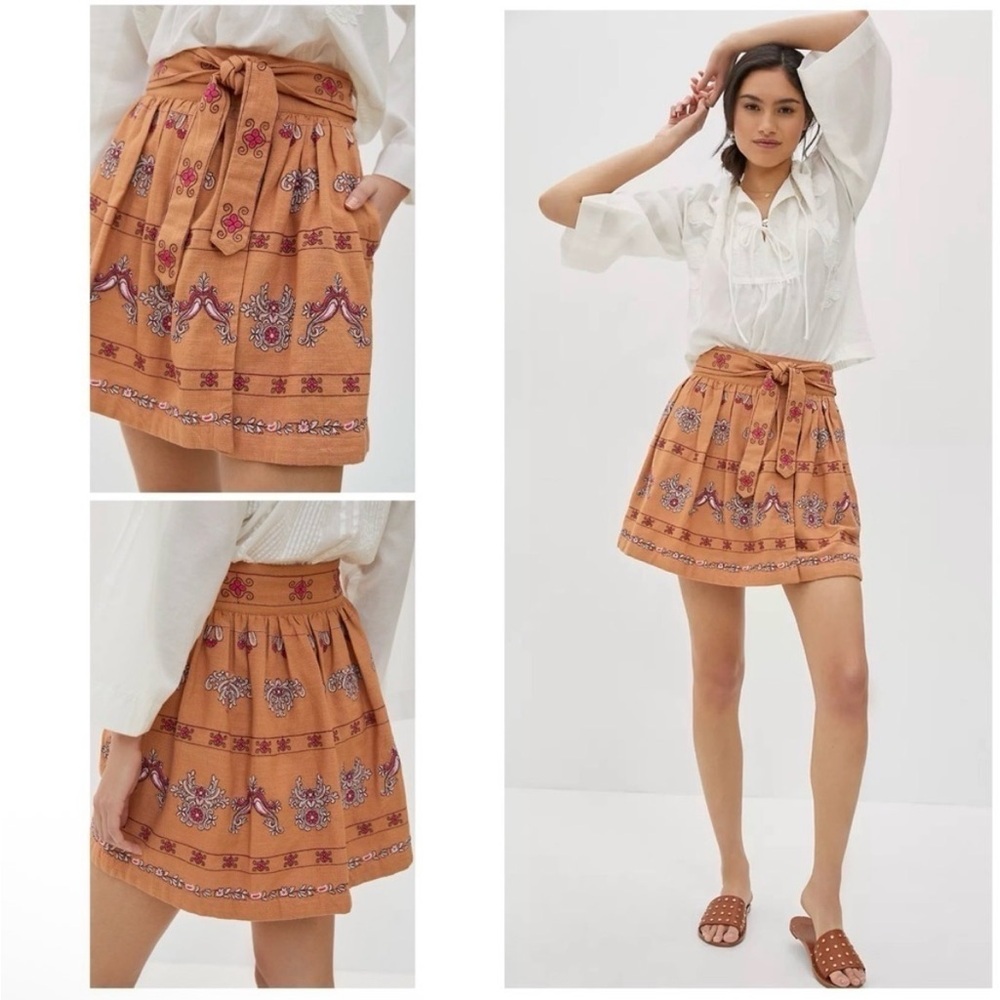 Meghan Embroidered Mini Skirt size 6